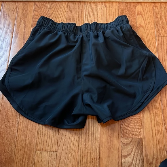 Nike dri-fit running shorts - Picture 7 of 9